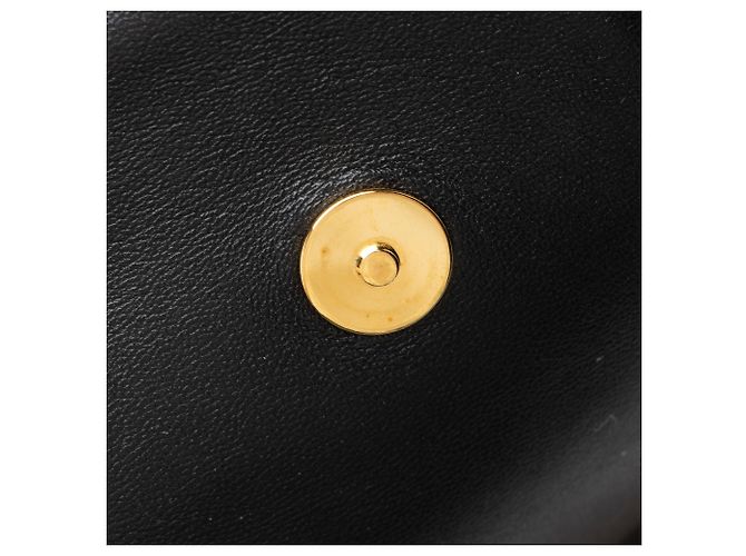 Louis Vuitton Monogram Embossed Lambskin Coussin Pochette Nero - vista 8