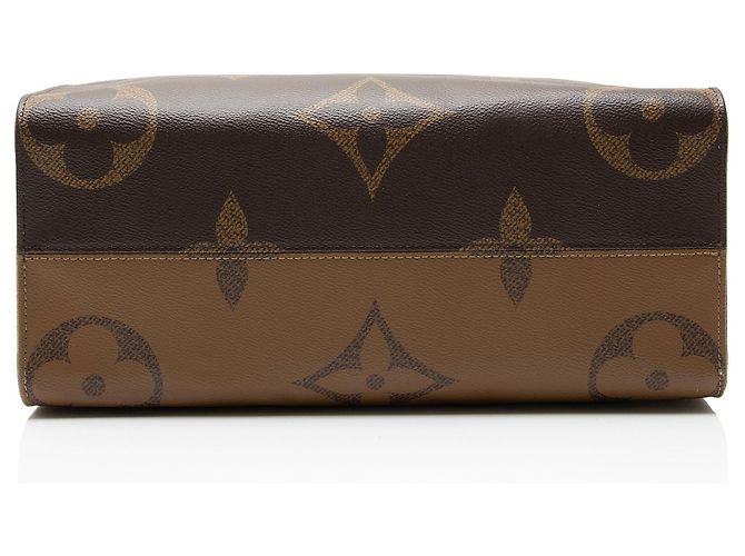 Louis Vuitton Giant Monogram Canvas Onthego MM Tote Braun - Ansicht 4