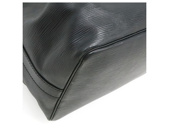 Borsa a tracolla Louis Vuitton Petit Noe Nero - vista 3