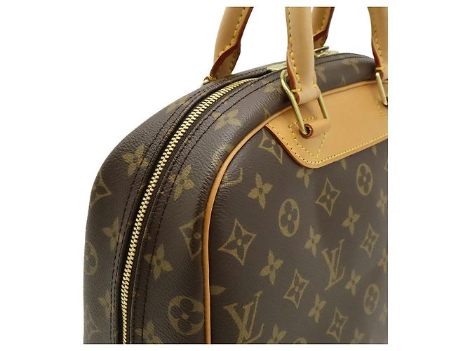 Louis Vuitton Truville Handbag Brown - view 4
