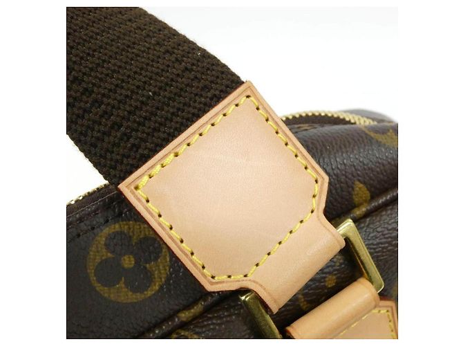 Bolsa de Ombro Louis Vuitton Monogram Marrom - vista 5
