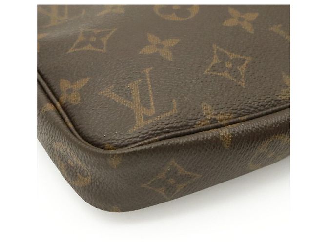 Louis Vuitton Pochette Accessoires Castaño - vista 3