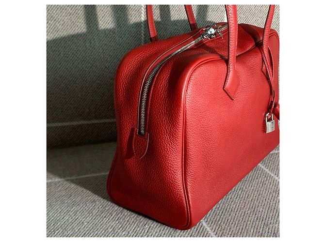 Borsa Hermès Victoria 35 in pelle rossa Rosso - vista 3
