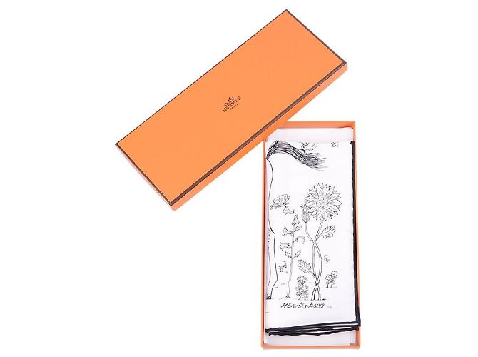 Foulard Hermès 45 Bianco e Nero in Seta - vista 11