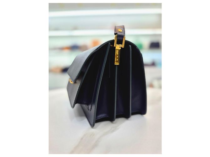Marni Borsa a tracolla e crossbody Trunk media in Saffiano Blu - vista 12