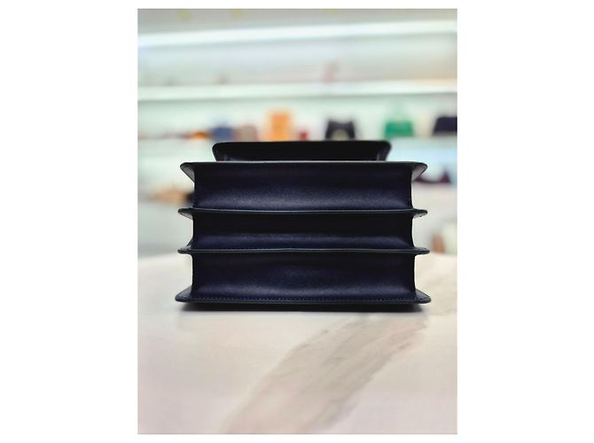 Marni Borsa a tracolla e crossbody Trunk media in Saffiano Blu - vista 15