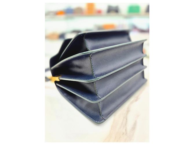 Marni Borsa a tracolla e crossbody Trunk media in Saffiano Blu - vista 17