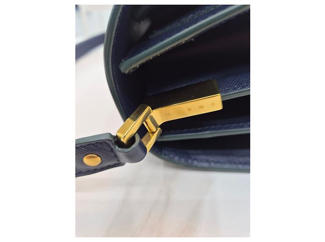 Marni Borsa a tracolla e crossbody Trunk media in Saffiano Blu - vista 18