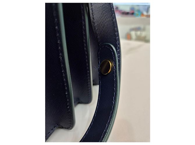 Marni Borsa a tracolla e crossbody Trunk media in Saffiano Blu - vista 19