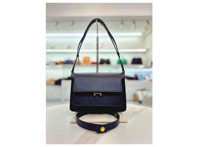 Marni Borsa a tracolla e crossbody Trunk media in Saffiano Blu - vista 9