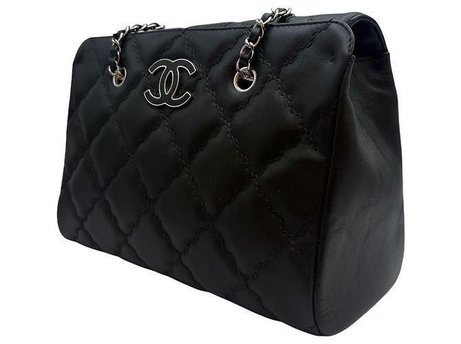 Chanel Borsa a tracolla Season Lambskin Hampton Stitch Nera Nero - vista 3