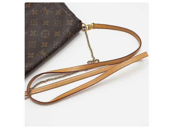 Louis Vuitton Borsa a tracolla e spalla Monogram Favorite MM Marrone - vista 7