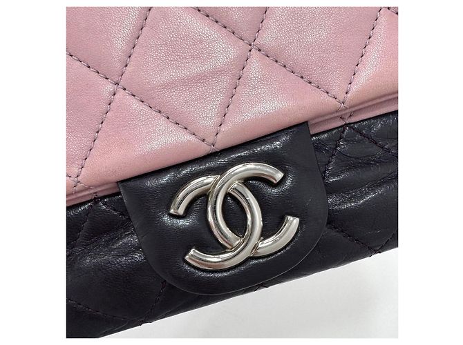 Chanel Borsa a tracolla con patta, logo argento e doppia catena Nero - vista 6