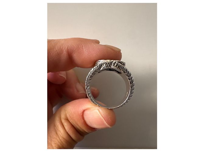 Anello Gucci Interlocking G in argento inciso - vista 3