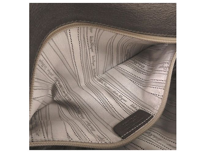 Borsa in pelle con nappina Gancini Salvatore Ferragamo - vista 6