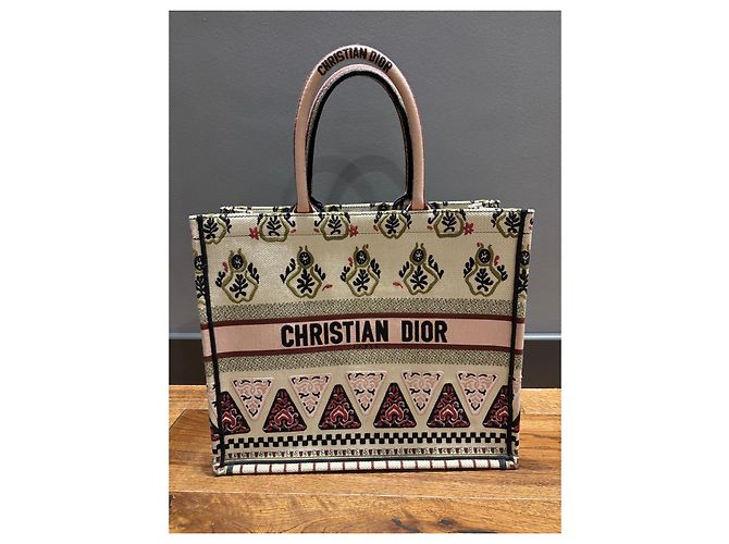 Christian Dior Book Tote Tasche aus Canvas Braun Schwarz Pink Rot Beige Grün - Ansicht 11