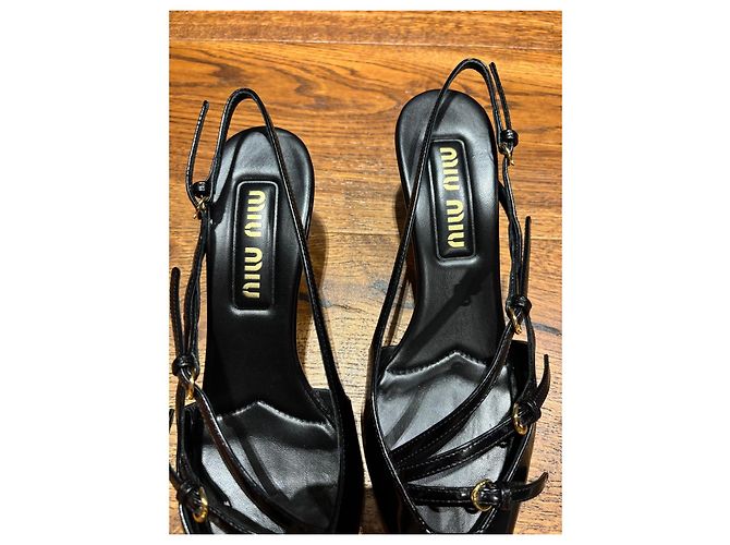 Miu Miu Sandali Slingback in pelle nera 37 Nero - vista 4