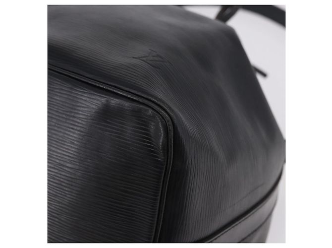 Borsa a tracolla LOUIS VUITTON Epi Petit Noe Nera M44102 LV Auth 197443 Nero - vista 16