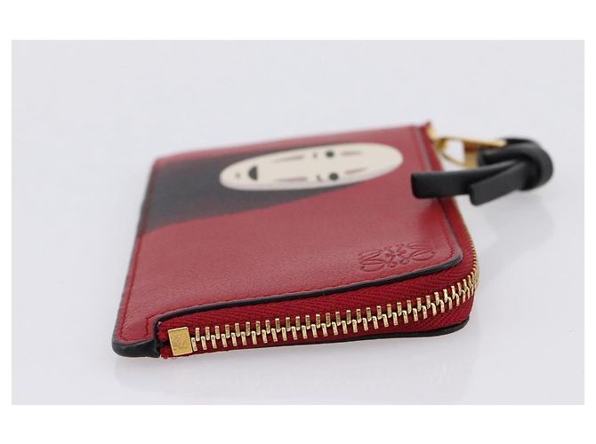 LOEWE x Studio Ghibli Spirited Away No-Face Card Case Leather Red Auth 167558M Roja - vista 4