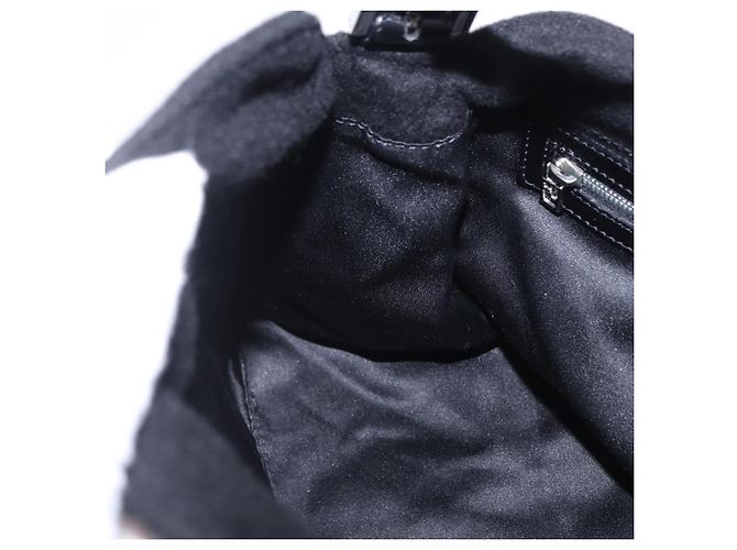 Borsa a spalla FENDI Mamma Baguette in lana nera argento Auth 201915V Nero - vista 22