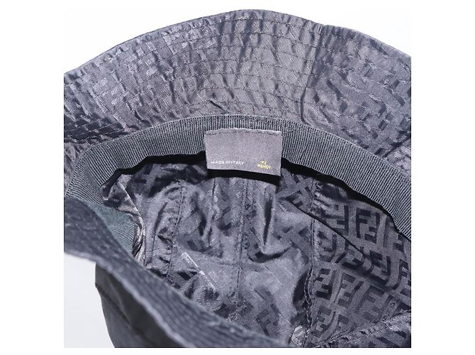 Cappello FENDI Zucca Canvas Nylon M Nero Auth 198272V - vista 14