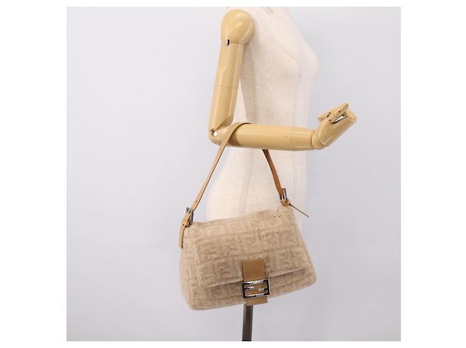 Borsa a tracolla FENDI Mamma Baguette in lana beige argento Auth 200802V - vista 24