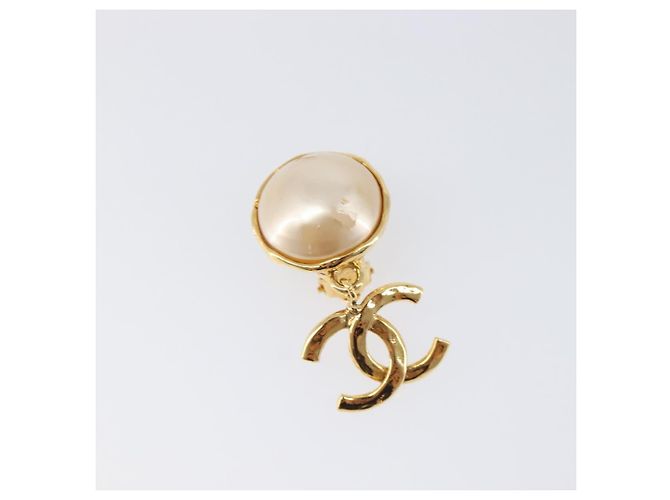 Orecchini CHANEL metallo Gold Tone CC Auth 201011 - vista 2