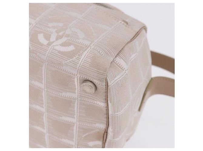 CHANEL New Travel Line Beauty Case Nylon Beige CC Auth 199997A - vista 18