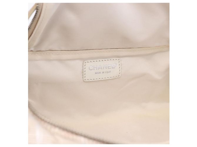 CHANEL New Travel Line Beauty Case Nylon Beige CC Auth 199997A - vista 21
