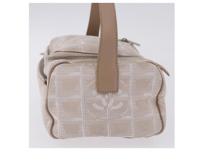 CHANEL New Travel Line Beauty Case Nylon Beige CC Auth 199997A - vista 3