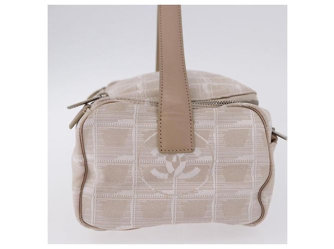 CHANEL New Travel Line Beauty Case Nylon Beige CC Auth 199997A - vista 4