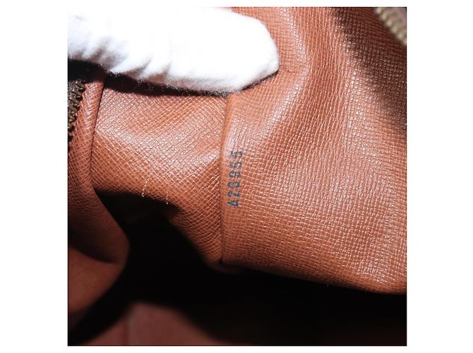 Borsa a tracolla LOUIS VUITTON Monogram Boulogne 35 M51260 LV Auth bs36882 Monogramma - vista 12