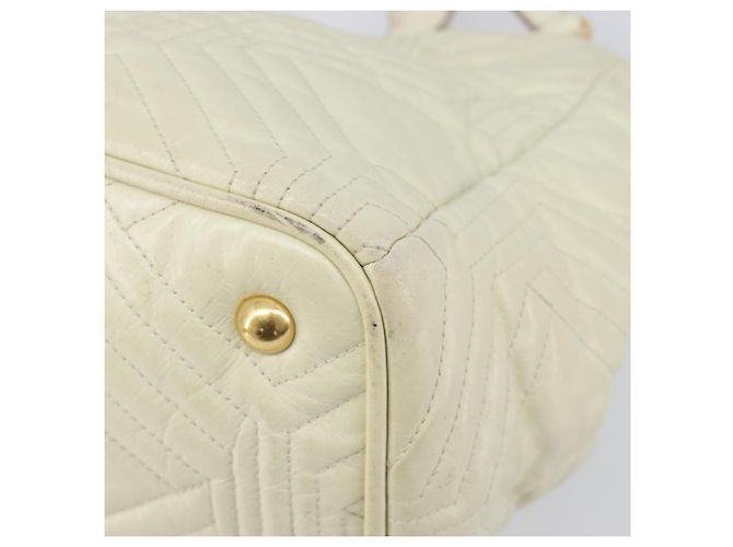 Borsa Miu Miu Vitter Shine in pelle 2way Beige Tono Oro Auth 199350 - vista 10