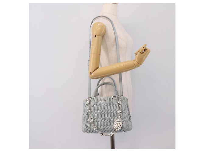 Borsa a spalla Miu Miu Matelassé con catena in pelle 2way Azzurro Argento Auth 202235M Blu chiaro - vista 26