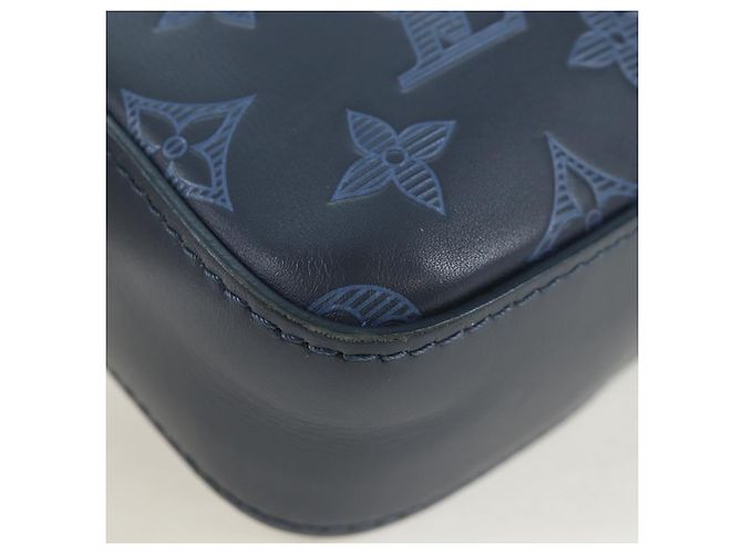 Borsa LOUIS VUITTON Monogram Shadow Danube PM Nera M43681 LV Auth 197487V Blu navy - vista 17