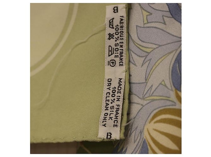 Hermès Foulard HERMES in seta verde Auth 202418 - vista 15