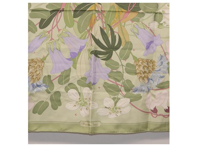 Hermès Foulard HERMES in seta verde Auth 202418 - vista 9