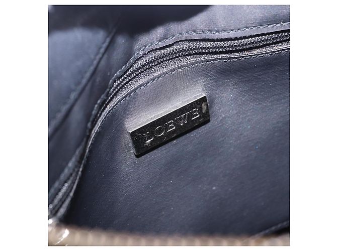 Sac à épaule LOEWE Anagram en cuir noir argent Auth ka5962 Argenté - vue 18