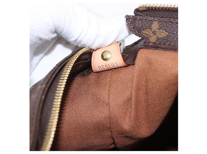 Borsa Tote Cabas Mezzo Monogram LOUIS VUITTON M51151 LV Auth am12510A Monogramma - vista 11
