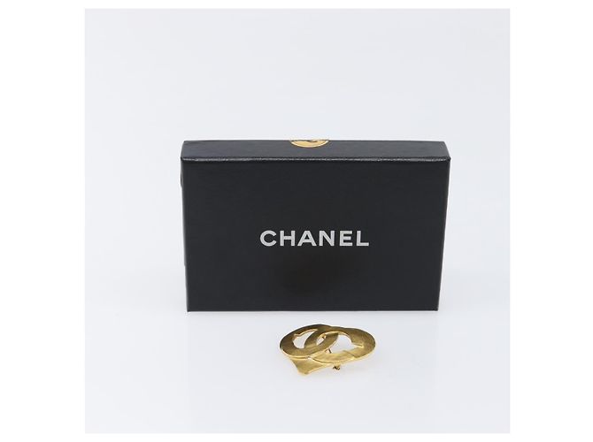 Spilla CHANEL metallo tono oro CC Auth 199959V - vista 9