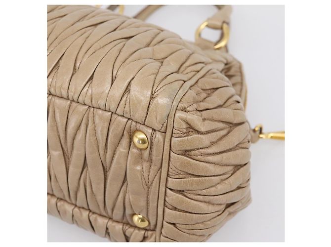 Borsa a mano Miu Miu Matelassé in pelle 2way Beige Tono Oro Auth 200801V - vista 16