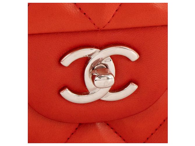 CHANEL - Borsa a tracolla Classic/Timeless Jumbo Chanel in pelle liscia rossa Rosso - vista 5