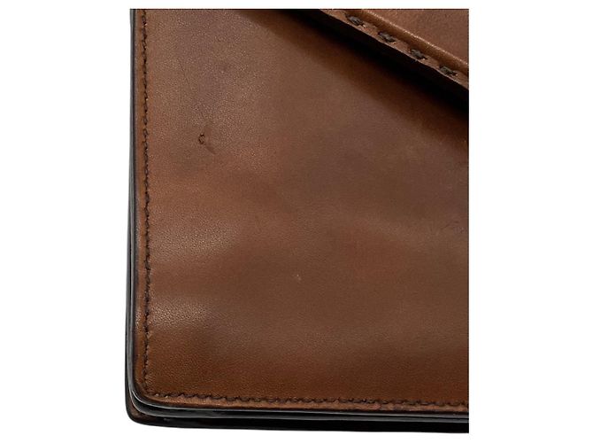 Borsa a tracolla Prada in pelle di vitello Antik Soun Cuoio Ebano marrone con placca logo - vista 11