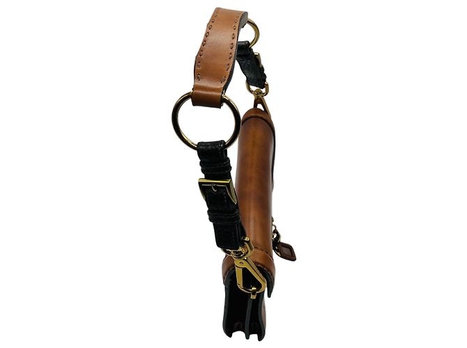 Borsa a tracolla Prada in pelle di vitello Antik Soun Cuoio Ebano marrone con placca logo - vista 16