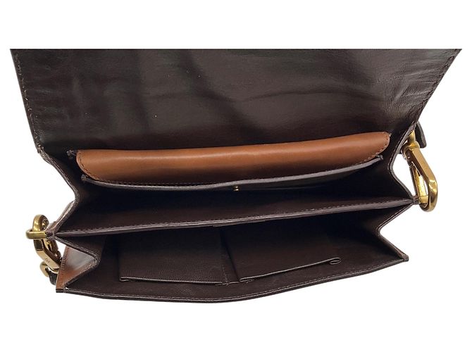 Borsa a tracolla Prada in pelle di vitello Antik Soun Cuoio Ebano marrone con placca logo - vista 6