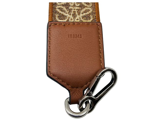 Tracolla in jacquard Anagram Loewe Tan Shimmer Cammello - vista 5