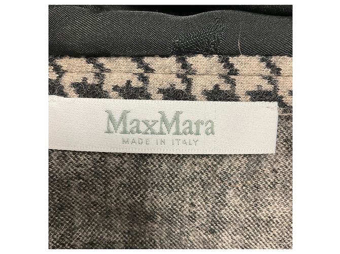 Max Mara Beige / Brown Houndstooth Patterned Wool Jacket and Pants Suit Set with Belt - view 4
