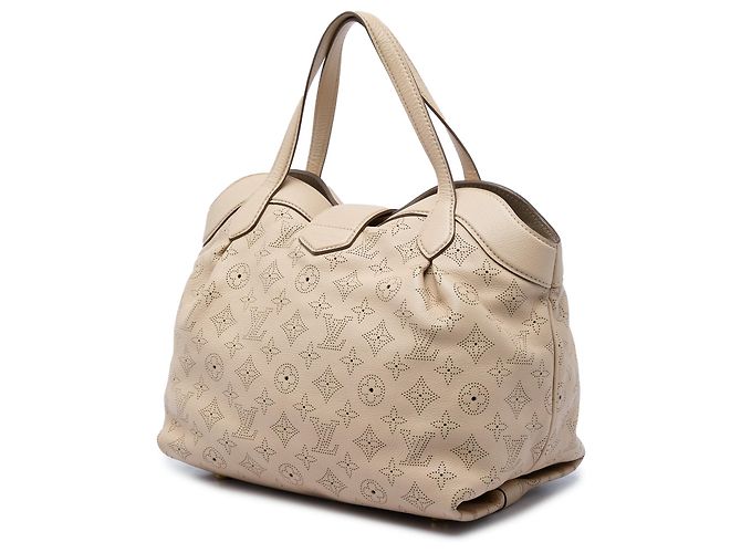 Borsa Louis Vuitton Monogram Mahina Cirrus PM Beige - vista 2