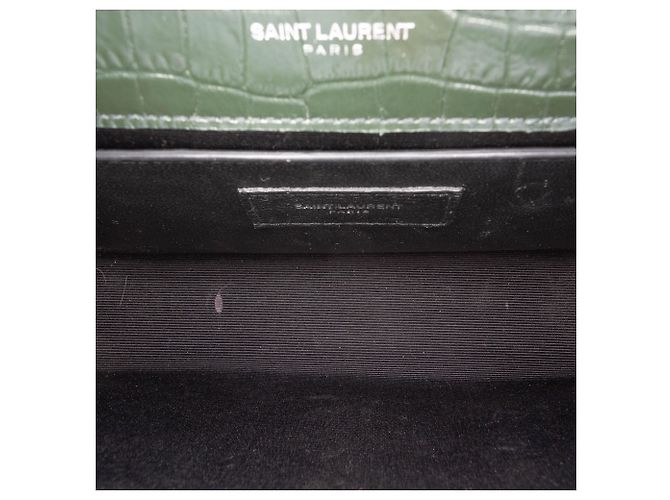 Borsa a tracolla Kate con nappina in pelle embossed croc Medium verde Saint Laurent - vista 4