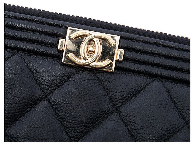 Clutch Chanel Boy O Case Medium Quilted Caviar Nera Nero - vista 5